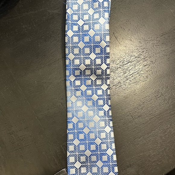 Vintage Blue & White Squared Diamond Tie Men Classic Buisness Wedding Tie - Picture 7 of 7
